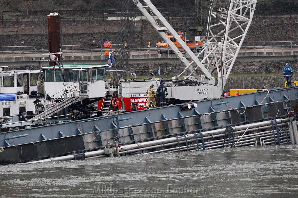 Schiff gesunken St Goarhausen Update P04.jpg